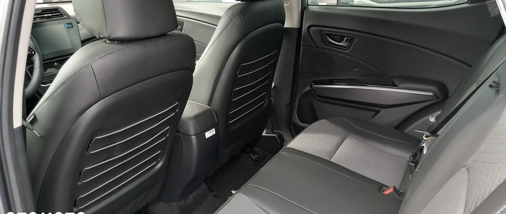 SsangYong Tivoli cena 102900 przebieg: 5, rok produkcji 2023 z Radomyśl Wielki małe 67